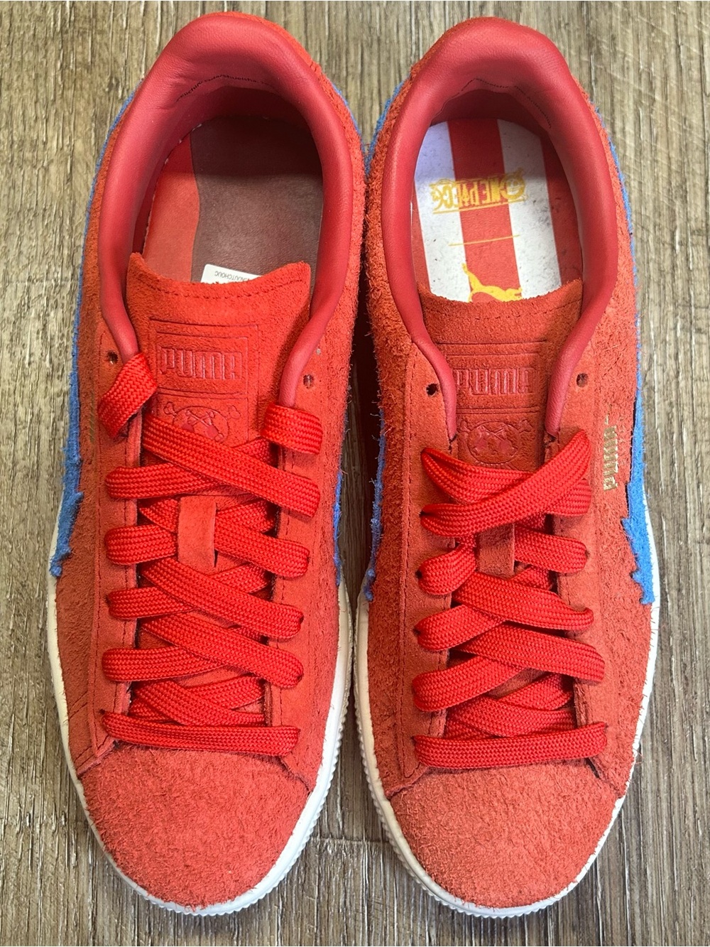Puma Red Suede One Piece Sneakers Size 5 Junior/ 6.5 W